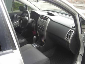 2007 Suzuki Liana Photos