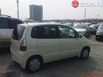 2002 Suzuki MR Wagon Pictures