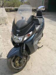 2000 Suzuki Skywave Pictures