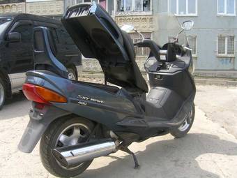 2000 Suzuki Skywave Photos