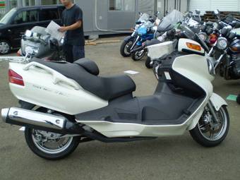 2003 Suzuki Skywave Images