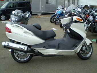 2003 Suzuki Skywave Pictures