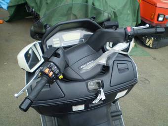 2003 Suzuki Skywave Pics