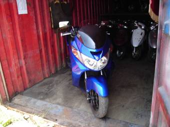 2004 Suzuki Skywave Photos