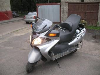 2005 Suzuki Skywave Photos