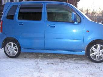 2002 Suzuki Solio Pictures