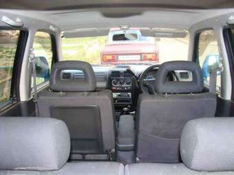 2002 Suzuki Solio Images
