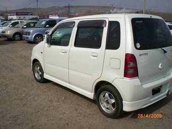 2002 Suzuki Solio Pictures