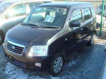 2003 Suzuki Solio Photos