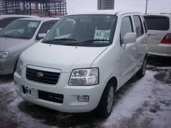 2003 Suzuki Solio Pictures