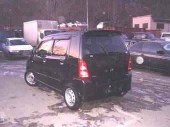 2003 Suzuki Solio Photos