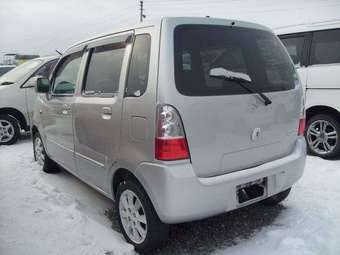 2005 Suzuki Solio Photos