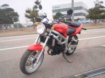 2000 Suzuki SV Photos