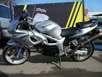 1999 Suzuki SV400S Images