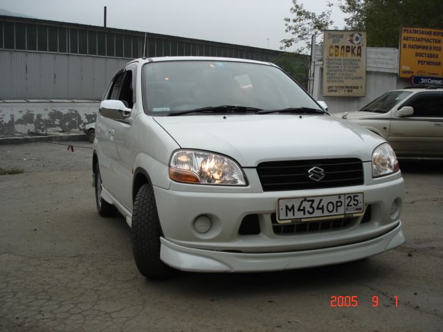 2000 Suzuki Swift