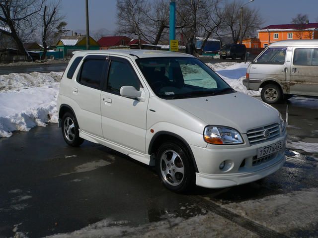 2000 Suzuki Swift