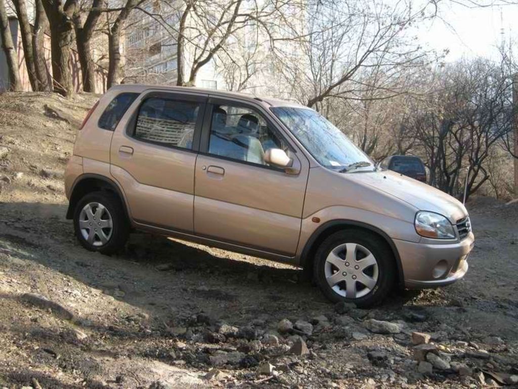 2000 Suzuki Swift