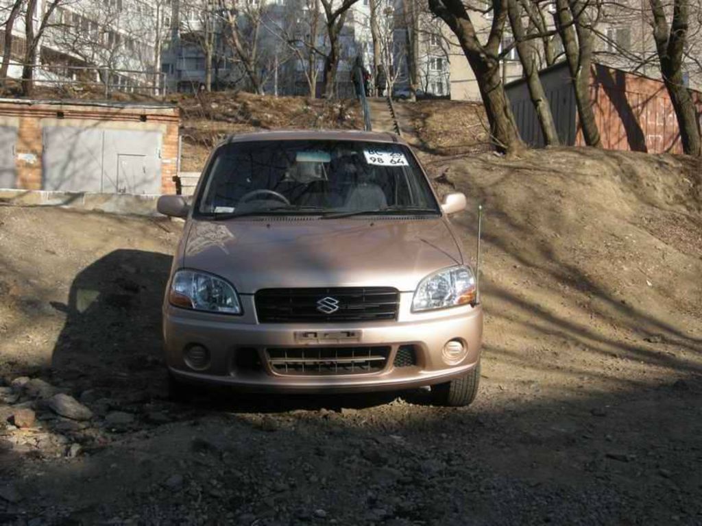 2000 Suzuki Swift