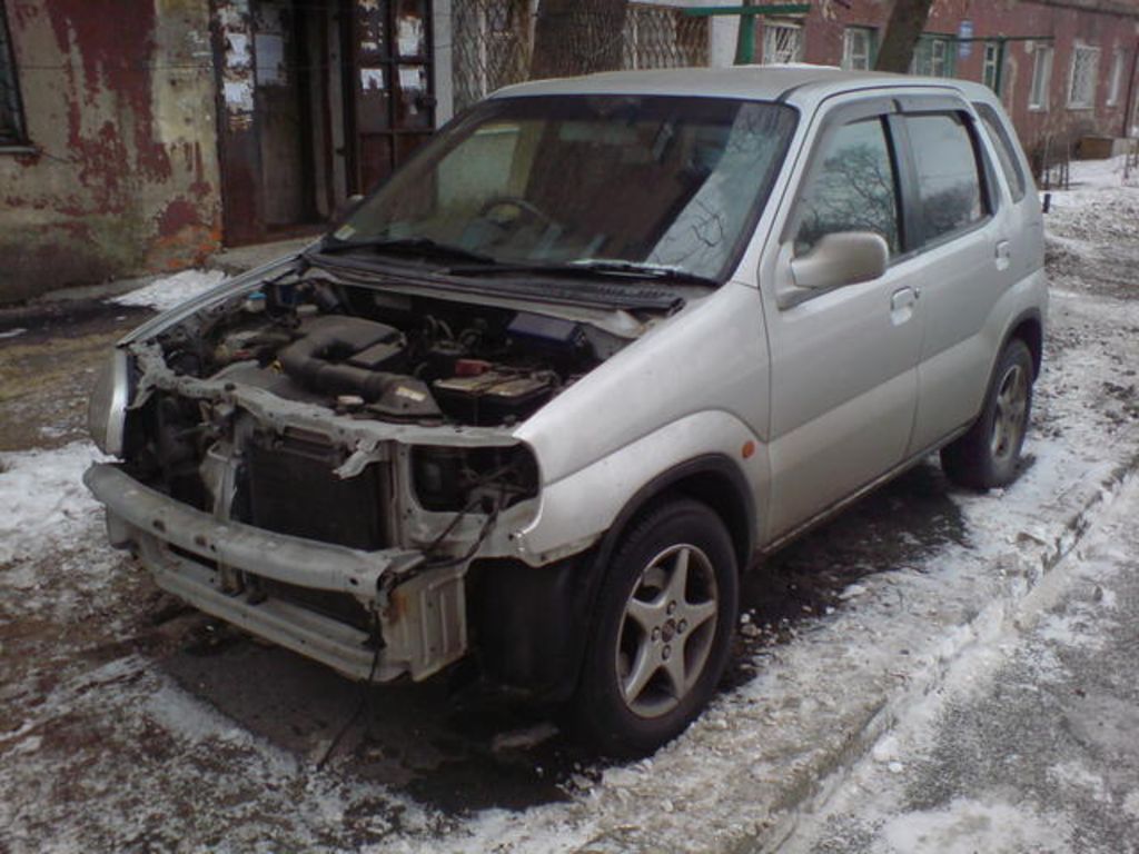 2000 Suzuki Swift