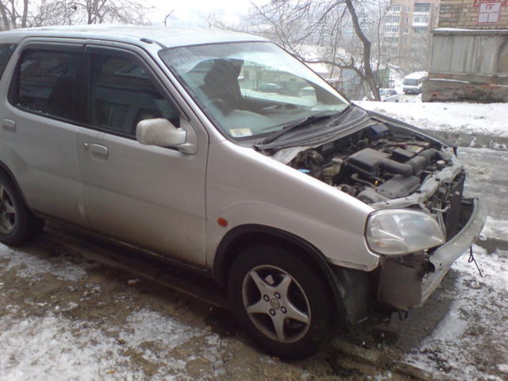 2000 Suzuki Swift