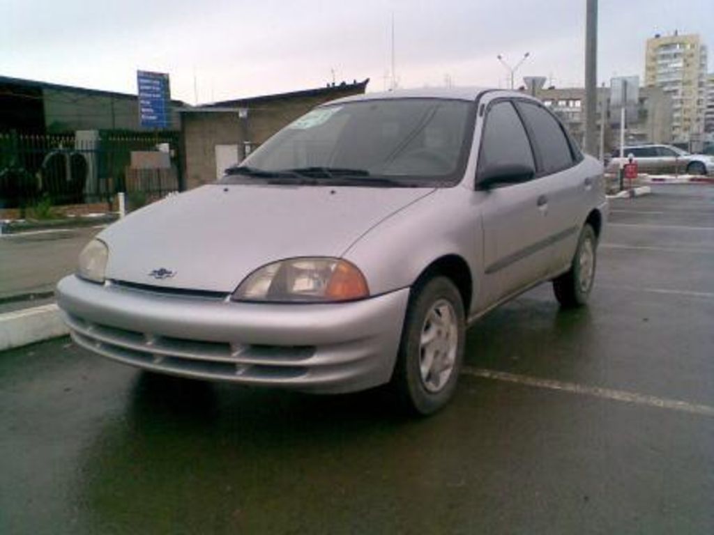 2000 Suzuki Swift