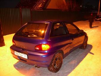 2000 Suzuki Swift Pictures