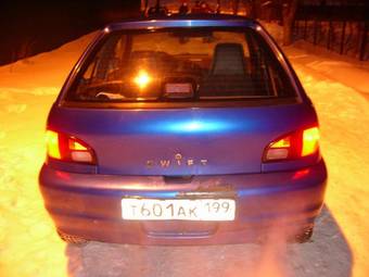 2000 Suzuki Swift Pics