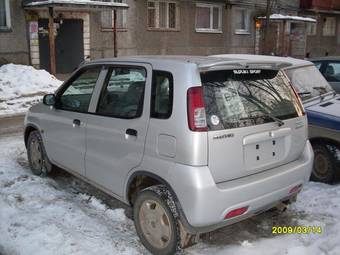 2000 Suzuki Swift Photos