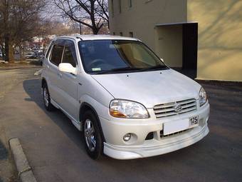 2000 Suzuki Swift Pictures