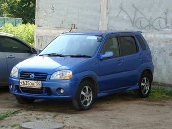 2000 Suzuki Swift Pictures