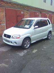 2000 Suzuki Swift Pictures