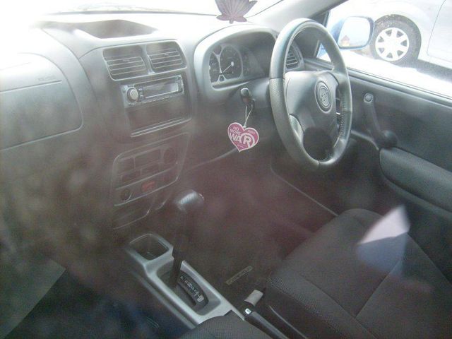 2001 Suzuki Swift