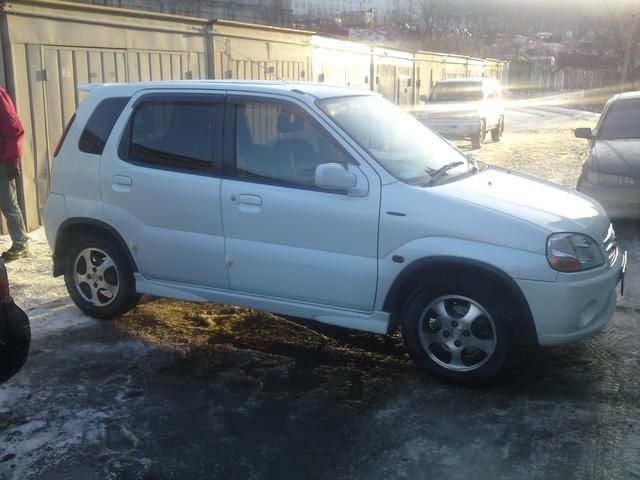 2001 Suzuki Swift