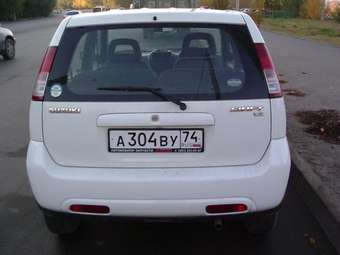 2001 Suzuki Swift Photos