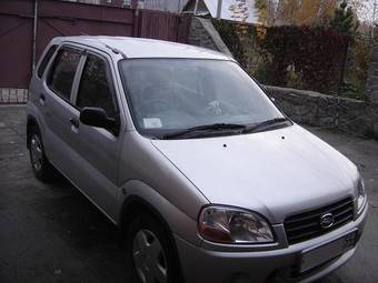 2001 Suzuki Swift Pictures