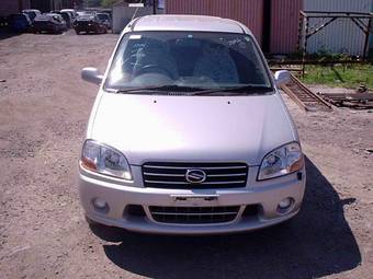 2001 Suzuki Swift Pictures