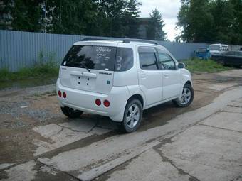 2001 Suzuki Swift Pictures