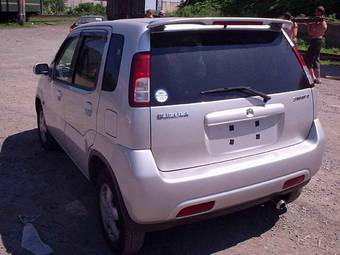 2001 Suzuki Swift Pictures