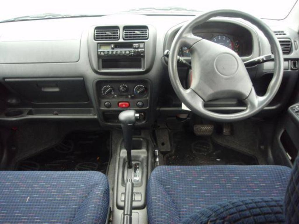 2002 Suzuki Swift