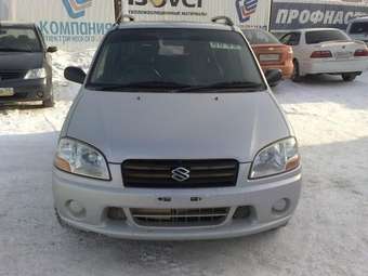 2002 Suzuki Swift Images