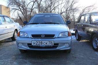 2002 Suzuki Swift Pictures