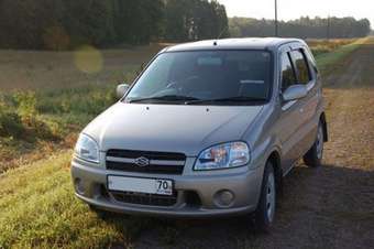 2002 Suzuki Swift Pictures