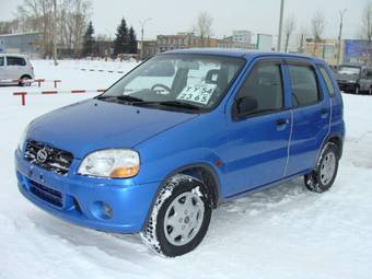 2002 Suzuki Swift Pictures