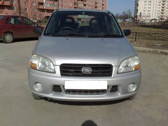 2002 Suzuki Swift Pictures