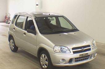 2002 Suzuki Swift Photos