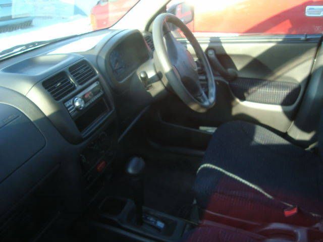 2003 Suzuki Swift