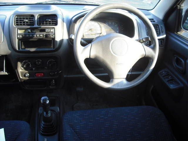 2003 Suzuki Swift