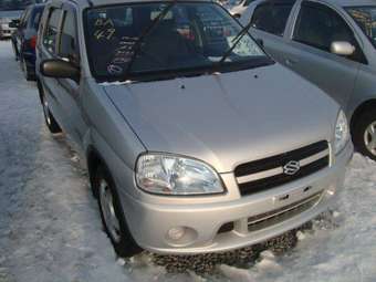 2003 Suzuki Swift Pictures