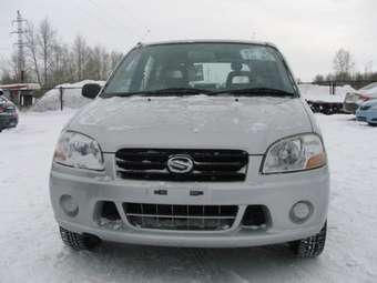 2003 Suzuki Swift Photos