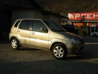 2003 Suzuki Swift Pics